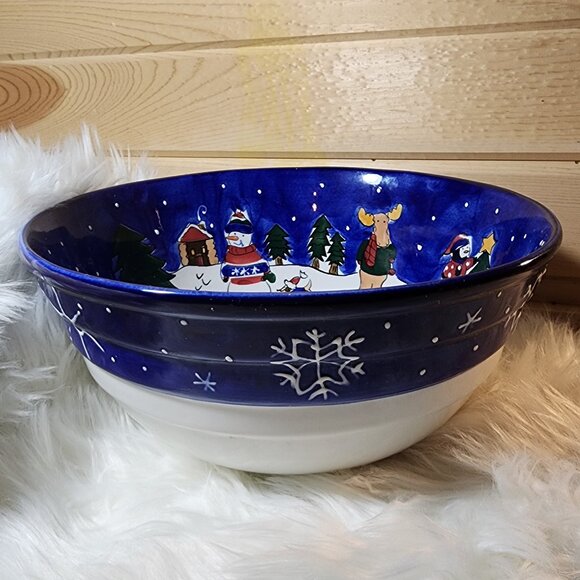 St. Nicholas Square holiday mixing or serving bowl 2000 - Picture 1 of 4